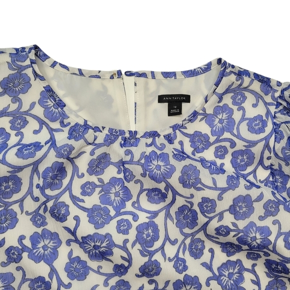 Ann Taylor Floral Gathered Neck Shift Dress Size 12 - Picture 5 of 7